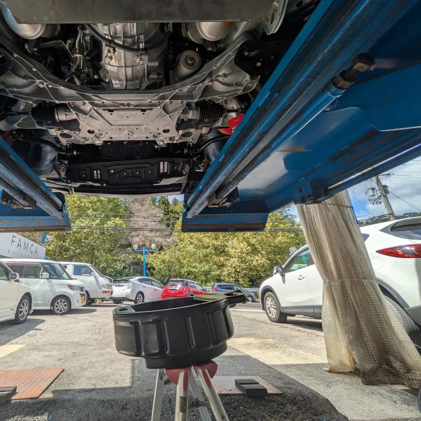 ご購入頂いたフェアレディZ（RZ34）の初オイル交換をさせて...