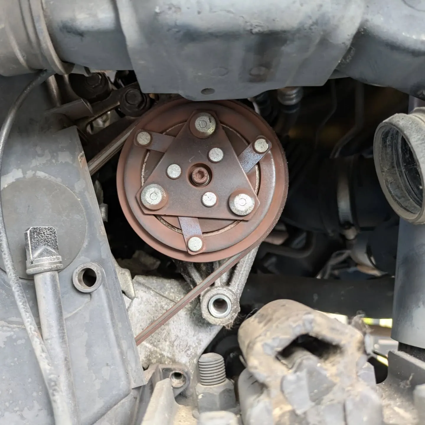 〜前回の続き〜　HM1バモスのエアコン修理です🔧