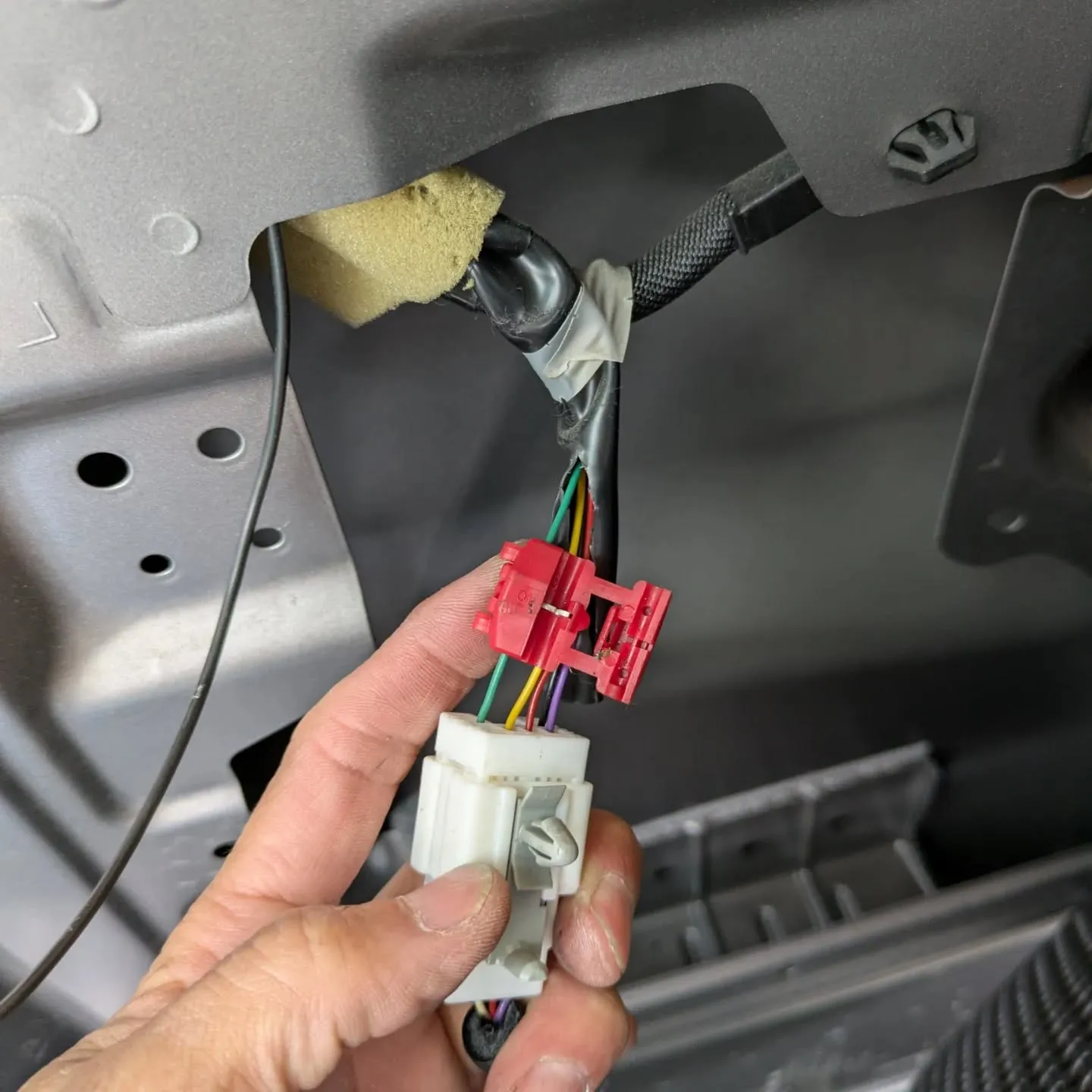 ご成約頂きましたNV350キャラバン、ナビやETCなどの装備...